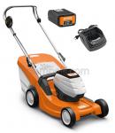 Tosaerba RMA 443 STIHL, con batteria AP 200 e caricatore AL 101